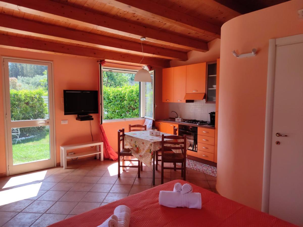 Villa Martino Apartments Чефалу Экстерьер фото